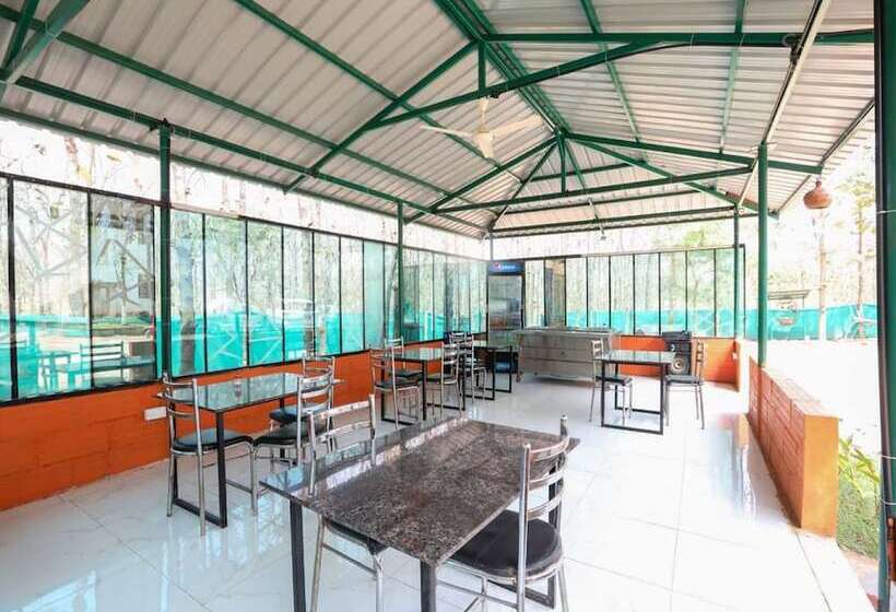 فندق Green Orchid Resort