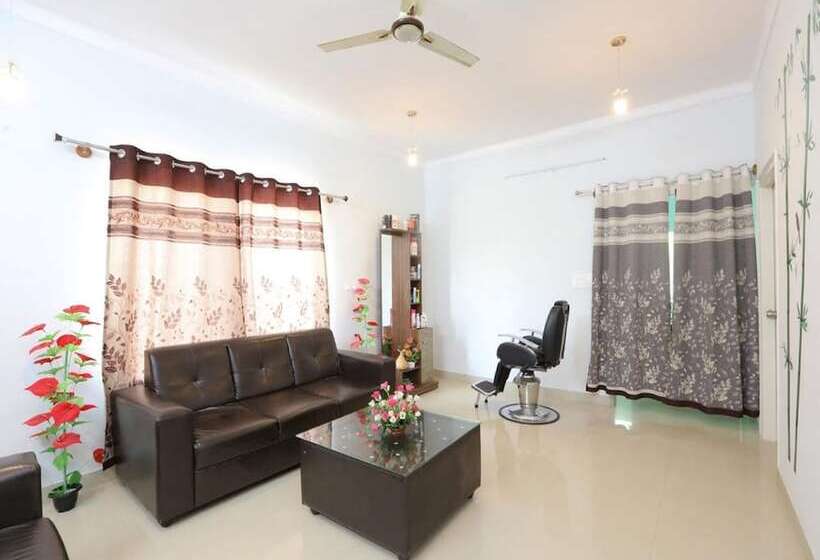 فندق Green Orchid Resort