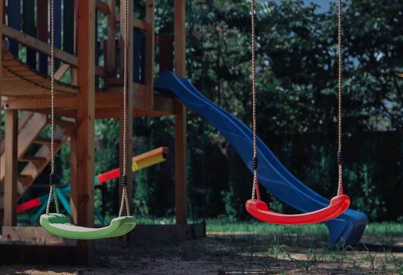 هتل Grigoleti Beach Resort, Trademark Collection By Wyndham