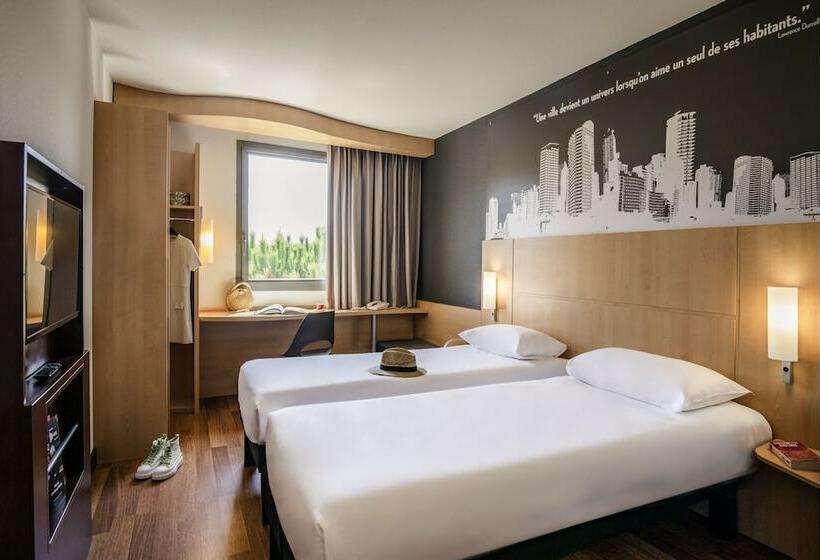 Отель Hôtel Ibis Cannes Mouans Sartoux