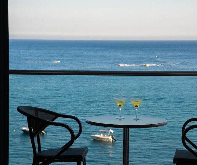 هتل Ionion Beach Resort