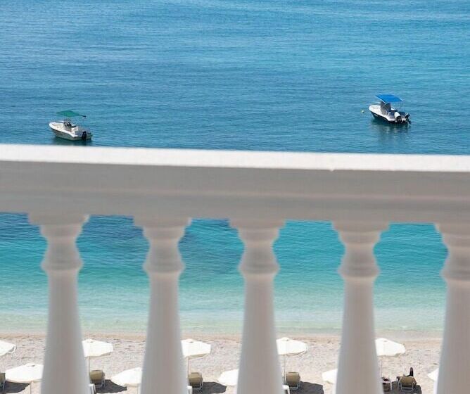 فندق Ionion Beach Resort