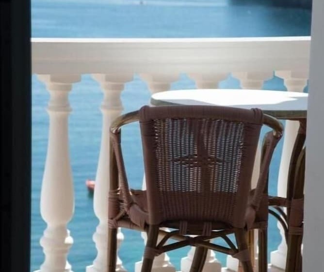 فندق Ionion Beach Resort