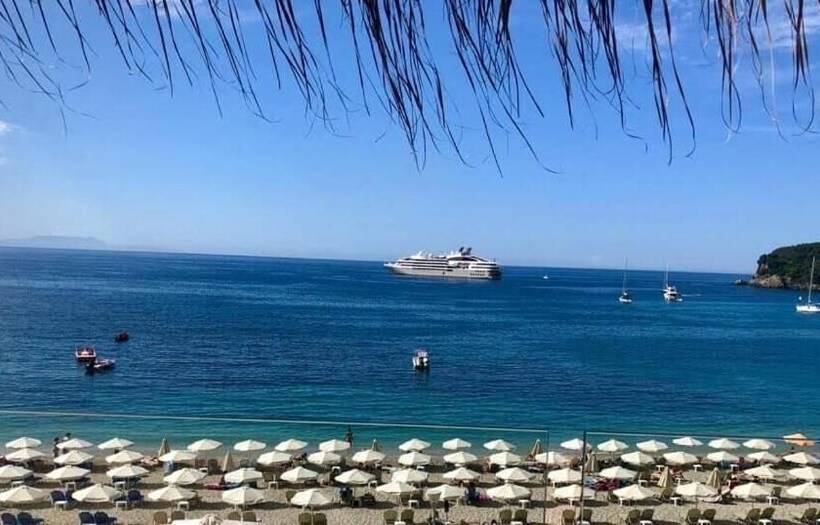 فندق Ionion Beach Resort