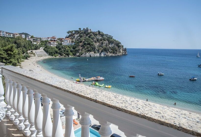 فندق Ionion Beach Resort