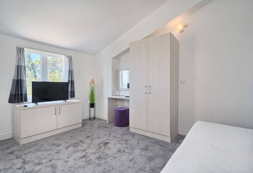 בית מלון כפרי Aqua   Guest Rooms & Suites Kaštela