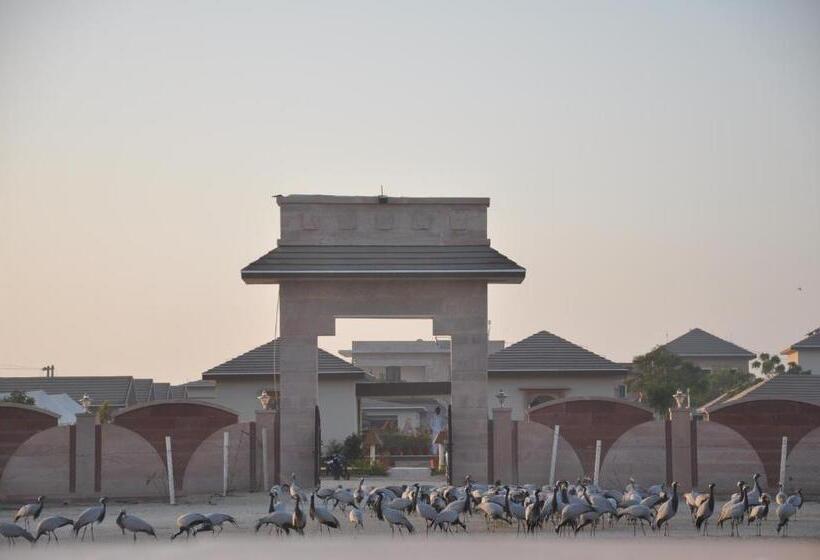 فندق Kurja Resort