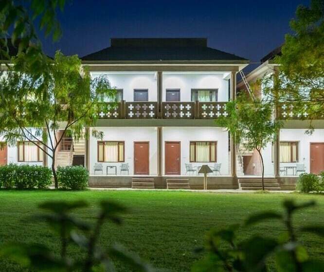 فندق Kurja Resort