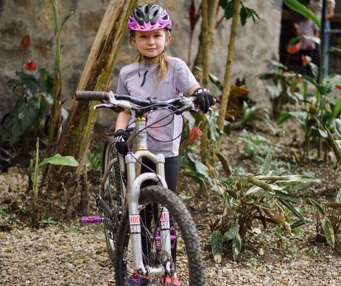 בית מלון כפרי La Palma Y El Tucan   Coffee & Nature