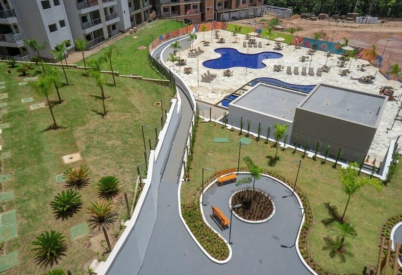 בית מלון כפרי Lagoa Eco Towers