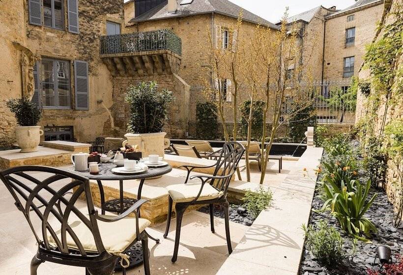 هتل Le Petit Manoir