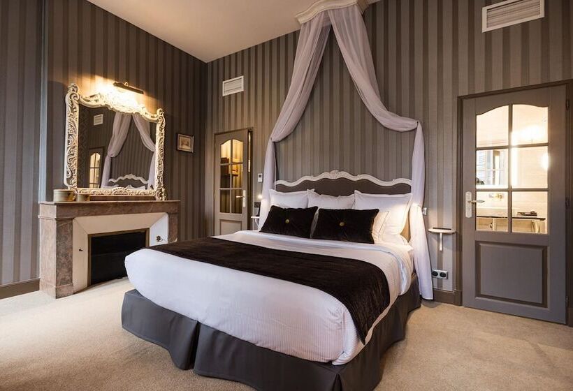 هتل Le Petit Manoir