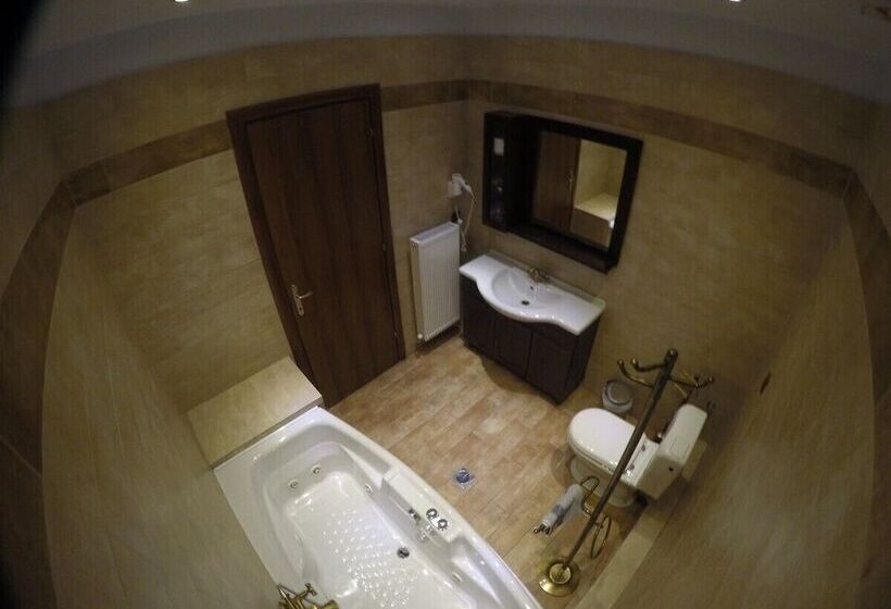 בית מלון כפרי Loggas