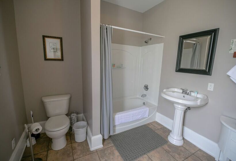 فندق Nauvoo Temple House