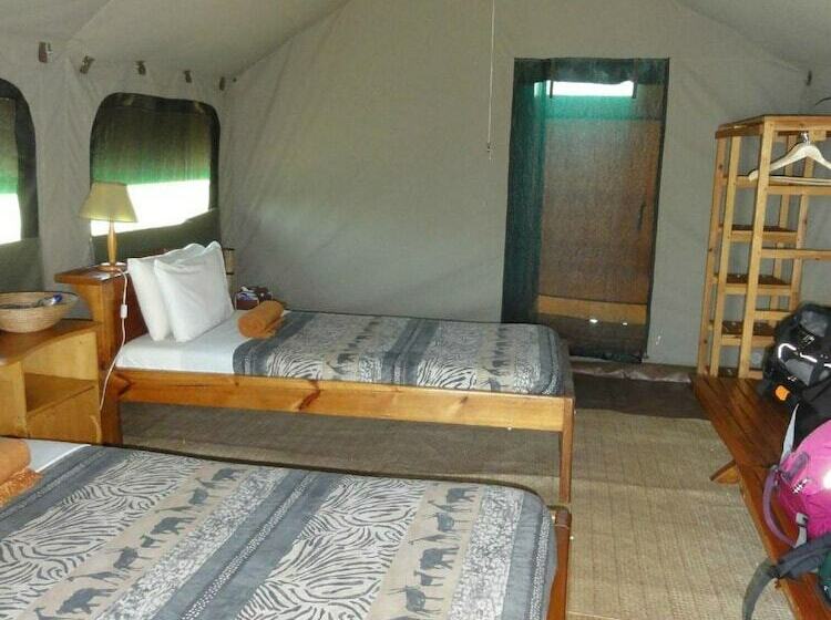هتل Ngamba Island Tented Camp