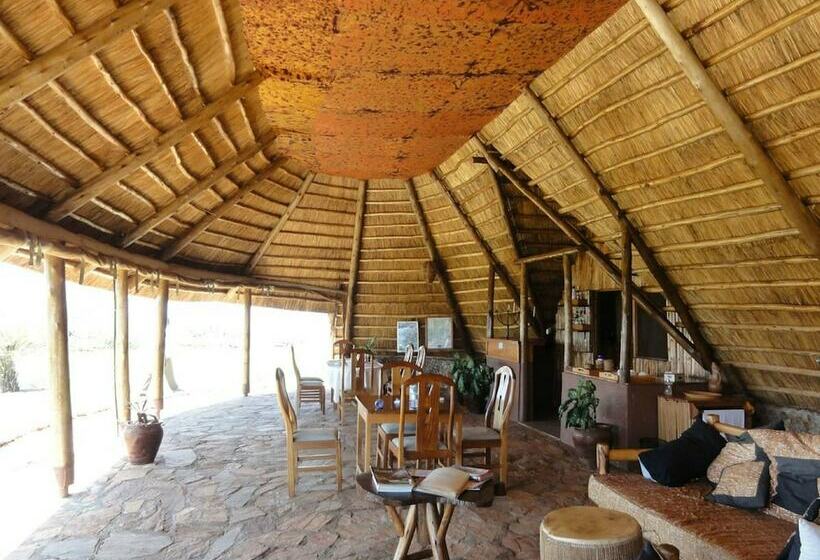 هتل Ngamba Island Tented Camp