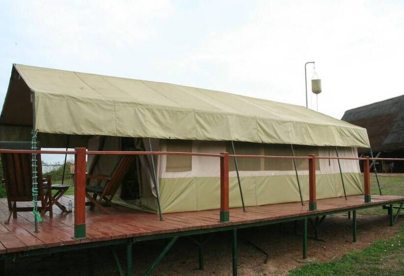 هتل Ngamba Island Tented Camp