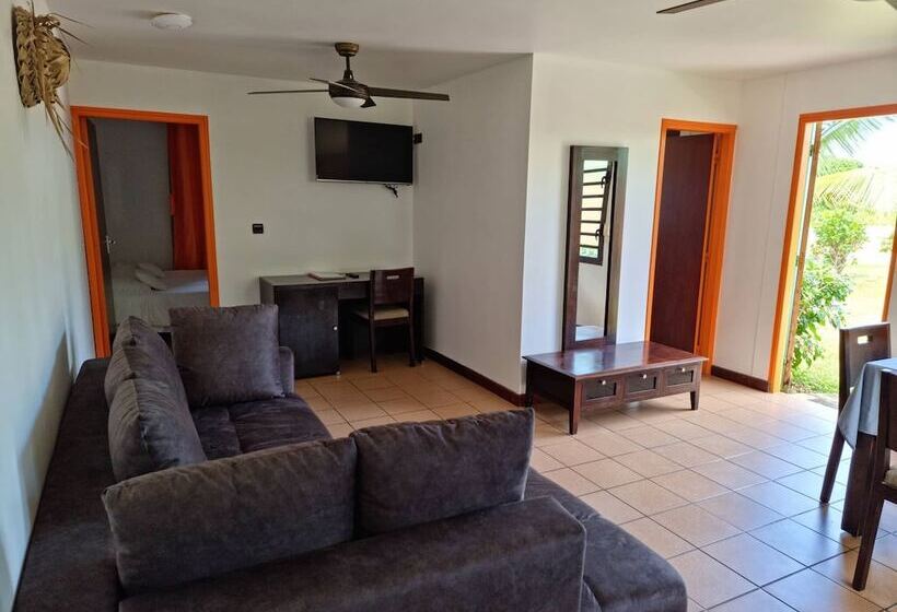 هتل Oasis De Kiamu