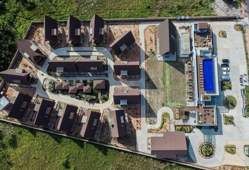 ホテル One Of A Kind Resort At Trikora Beach