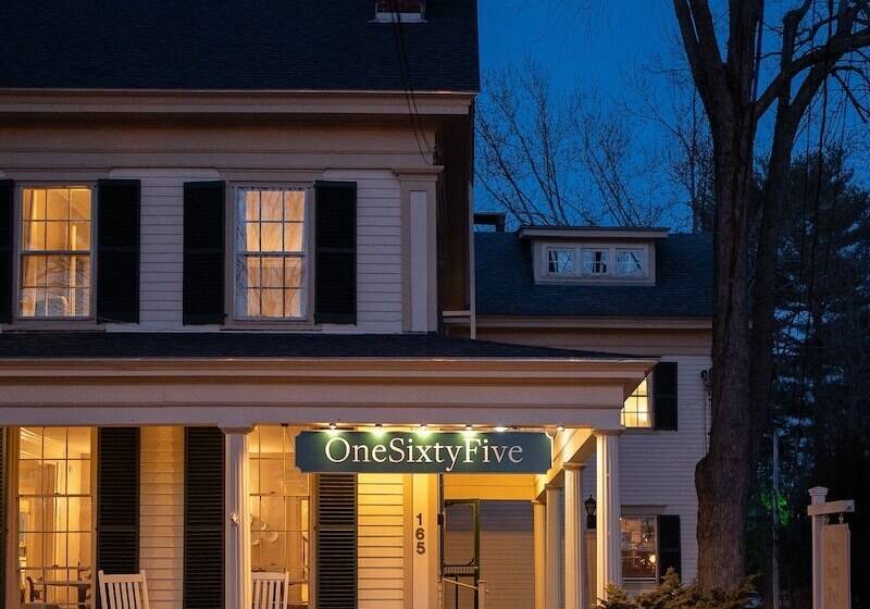 ホテル Onesixtyfive