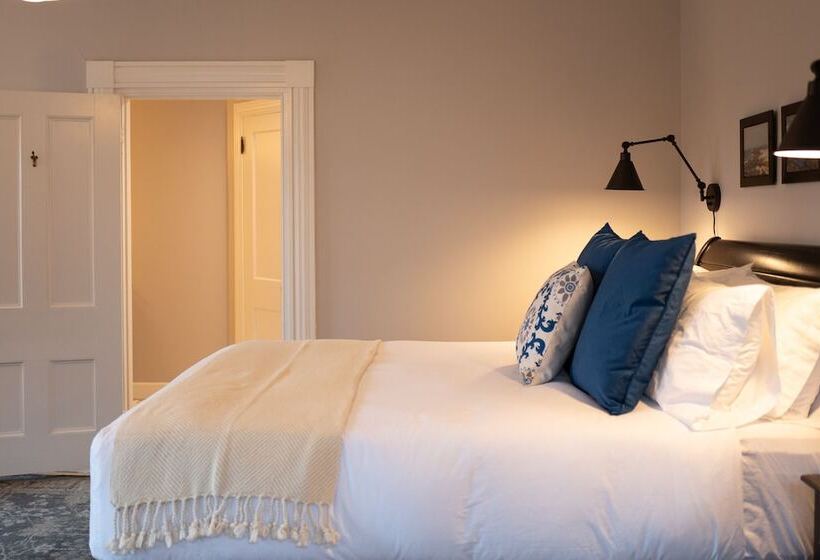 ホテル Onesixtyfive