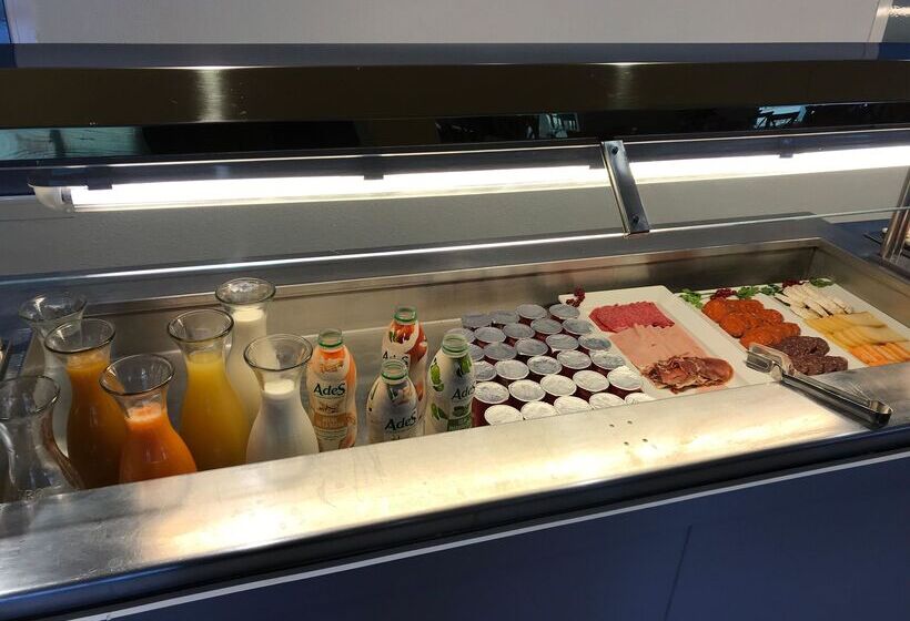 酒店 Osprey Menorca