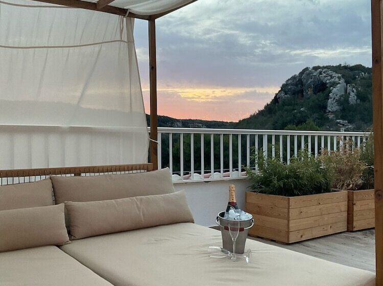 酒店 Osprey Menorca