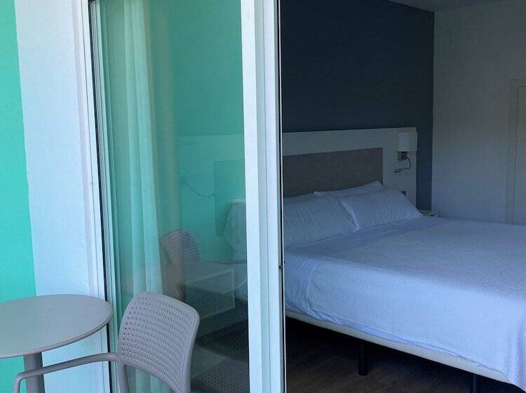 酒店 Osprey Menorca