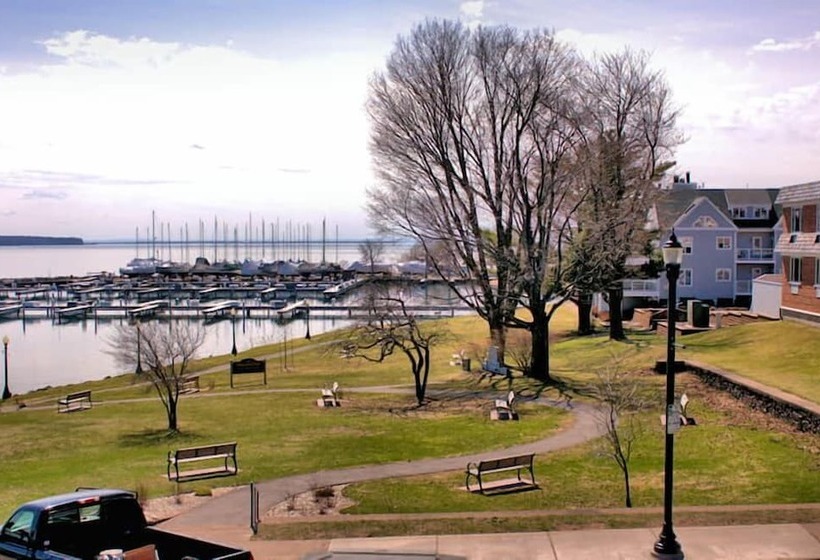 Отель Pier Plaza Lodging