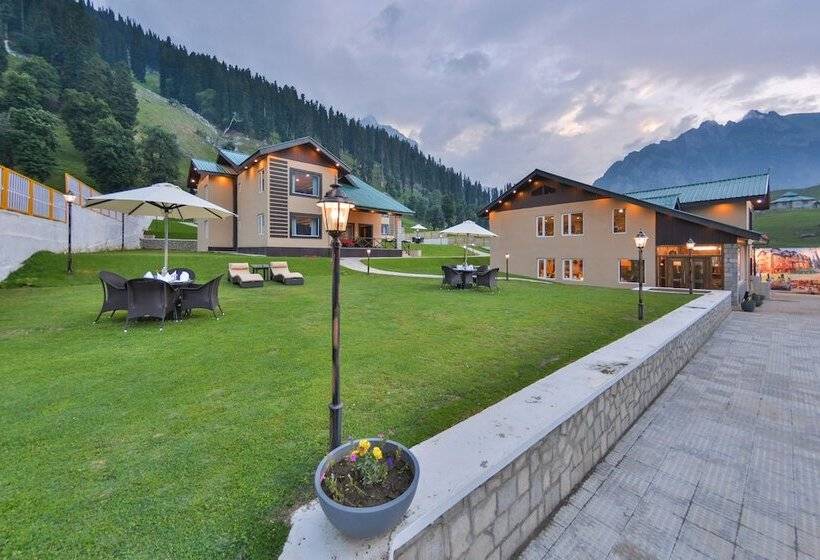 בית מלון כפרי Pine Spring Resort Sonamarg