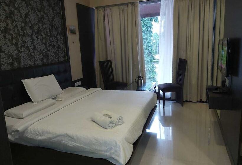 酒店 Purohit Holiday Resort