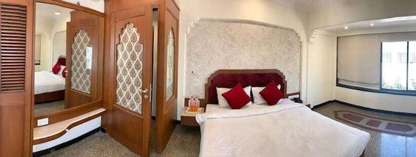 酒店 Purohit Holiday Resort