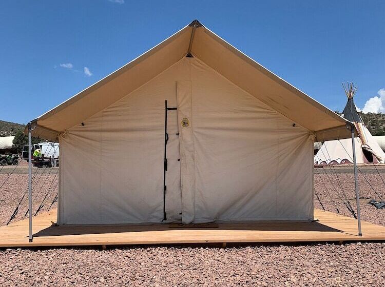 교외 호텔 Grand Canyon Glamping Resort