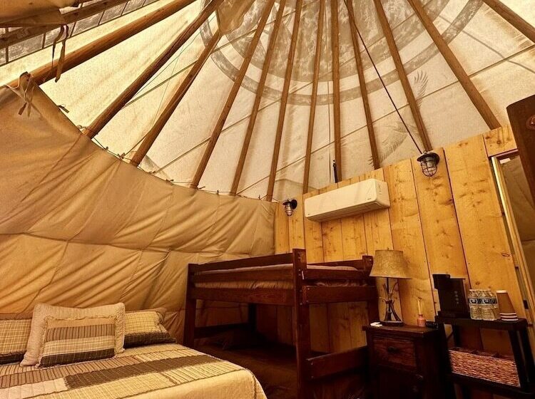 교외 호텔 Grand Canyon Glamping Resort