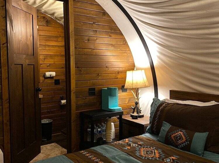 교외 호텔 Grand Canyon Glamping Resort
