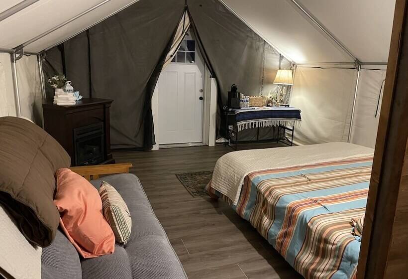 교외 호텔 Grand Canyon Glamping Resort