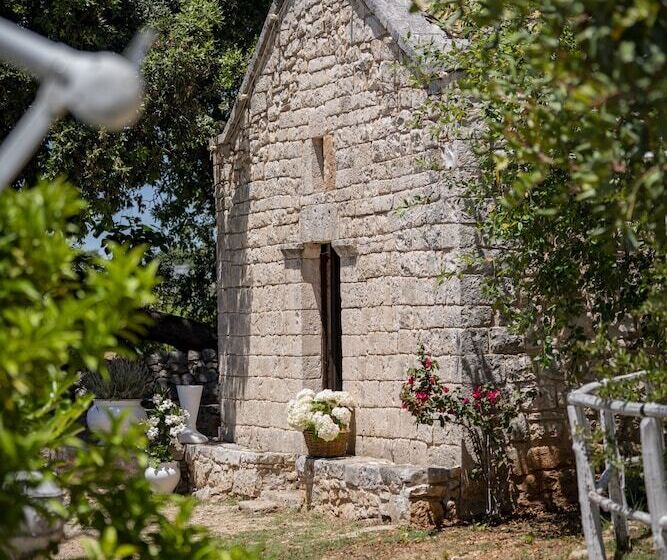 Сельский отель Masseria Montepaolo