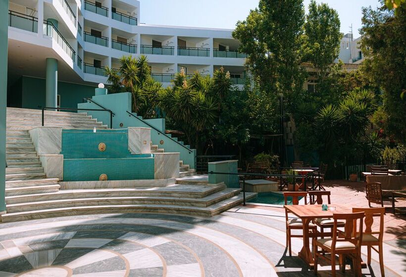 酒店 Santa Marina Unique