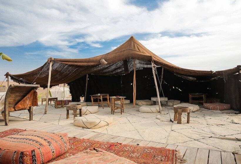 בית מלון כפרי Selina Nomad Camp Agafay