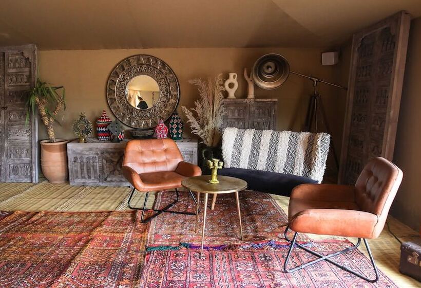 בית מלון כפרי Selina Nomad Camp Agafay