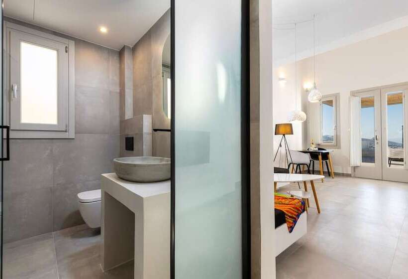 Отель Serapias Suites