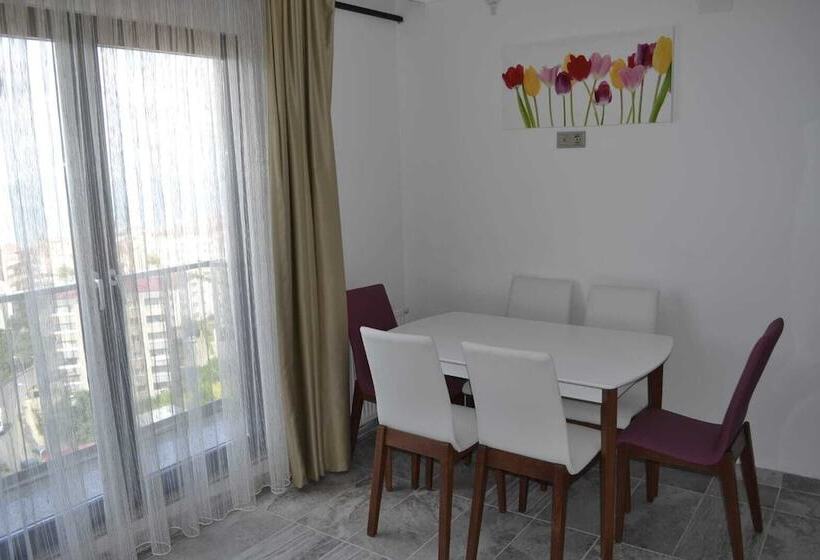 ホテル Shahin Golden