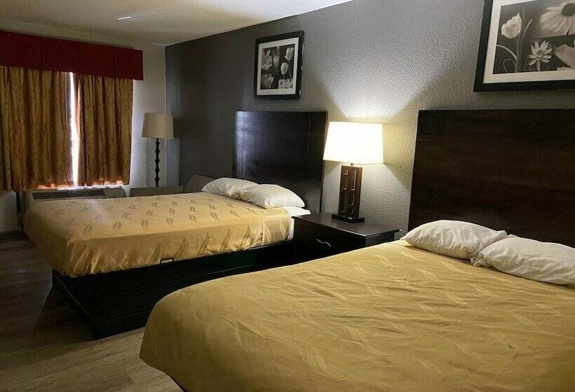 호텔 Speedway Inn & Suites