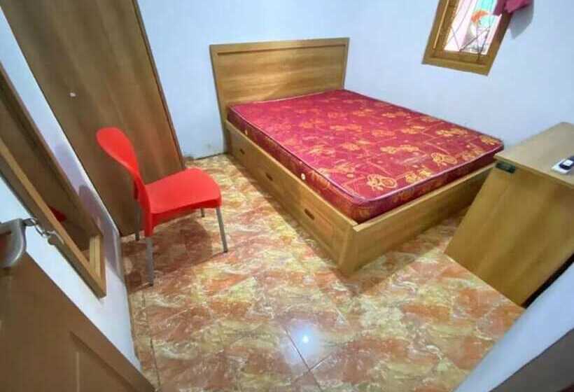 هتل Spot On 91343 Kartika Guest House Syariah