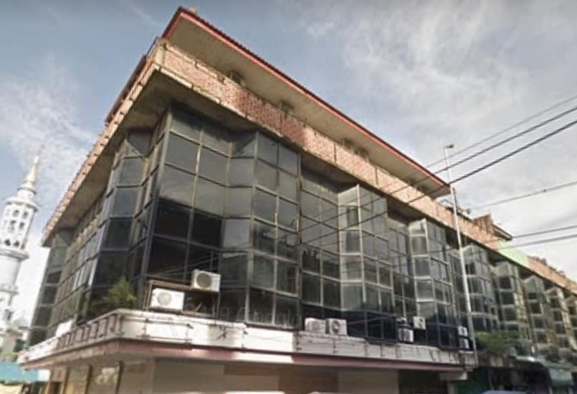 هتل Spot On 91343 Kartika Guest House Syariah