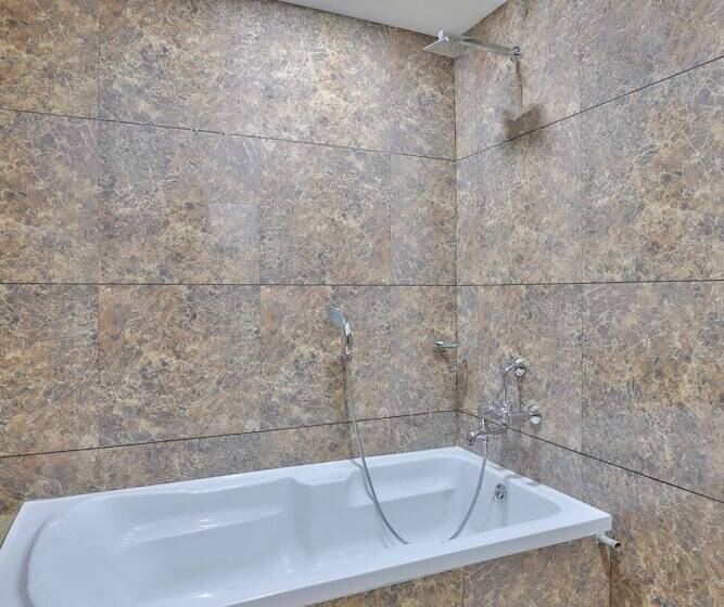 בית מלון כפרי Sr Regency