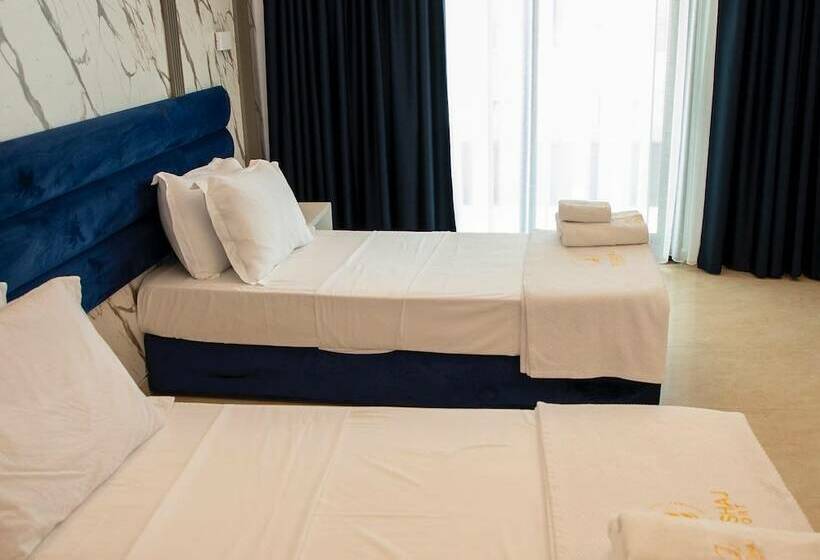 فندق Tanushaj Beach Resort
