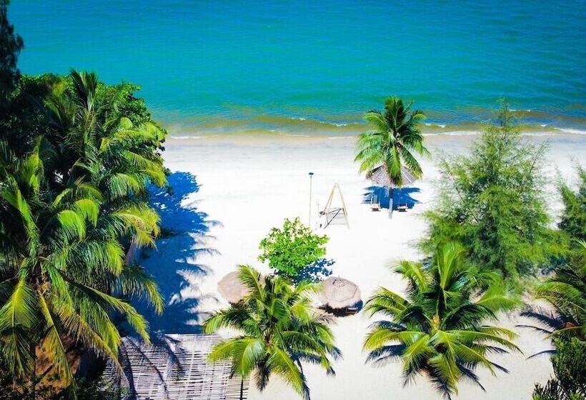 Отель The Pp. Beach Resort Thasala