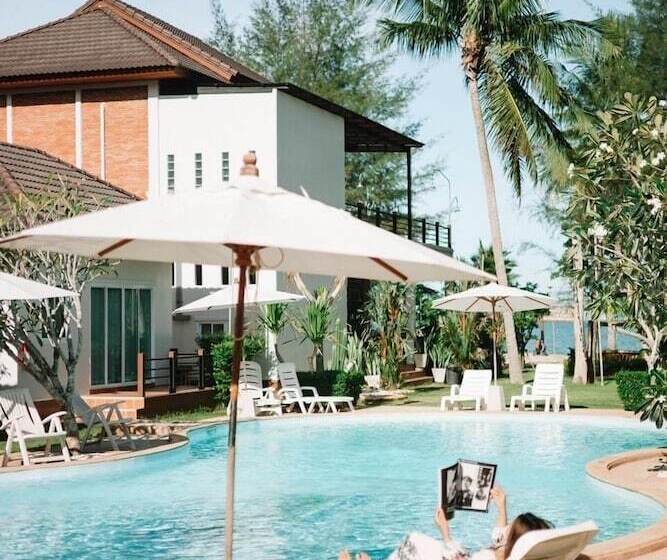 Отель The Pp. Beach Resort Thasala