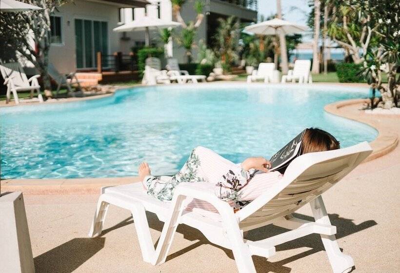 Отель The Pp. Beach Resort Thasala